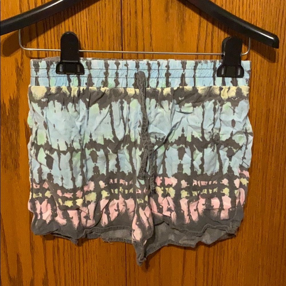 Girls tie dye shorts